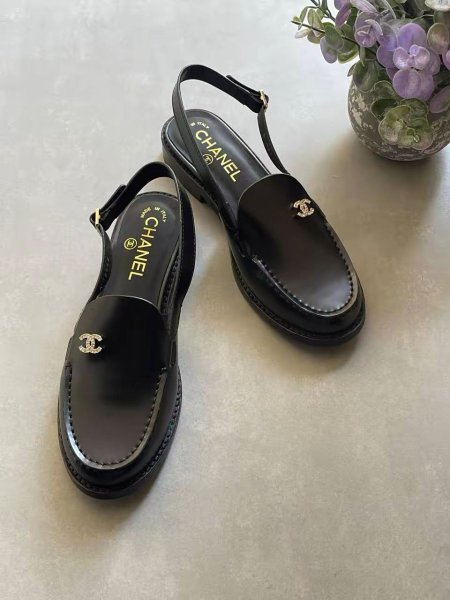 chanel mules